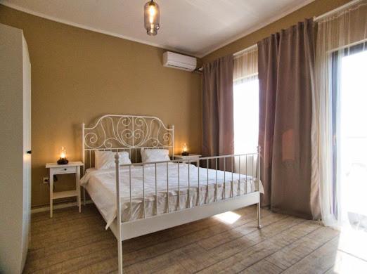 Resedinta Printeselor Hotel Vadu Eksteriør billede